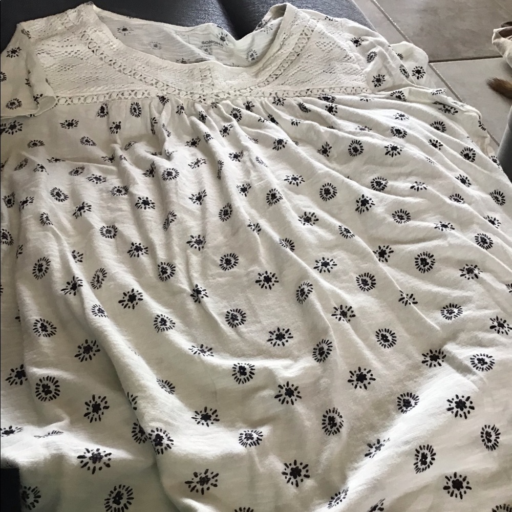 Decorative Top Tee